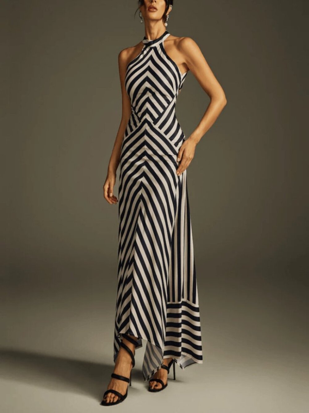 Women's Zebra Print Backless Maxi Dress - Picture 6 of 6